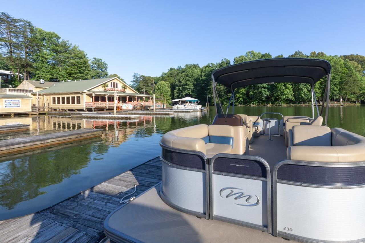 Halesford Harbour Resort - Smith Mountain Lake Moneta Exterior photo