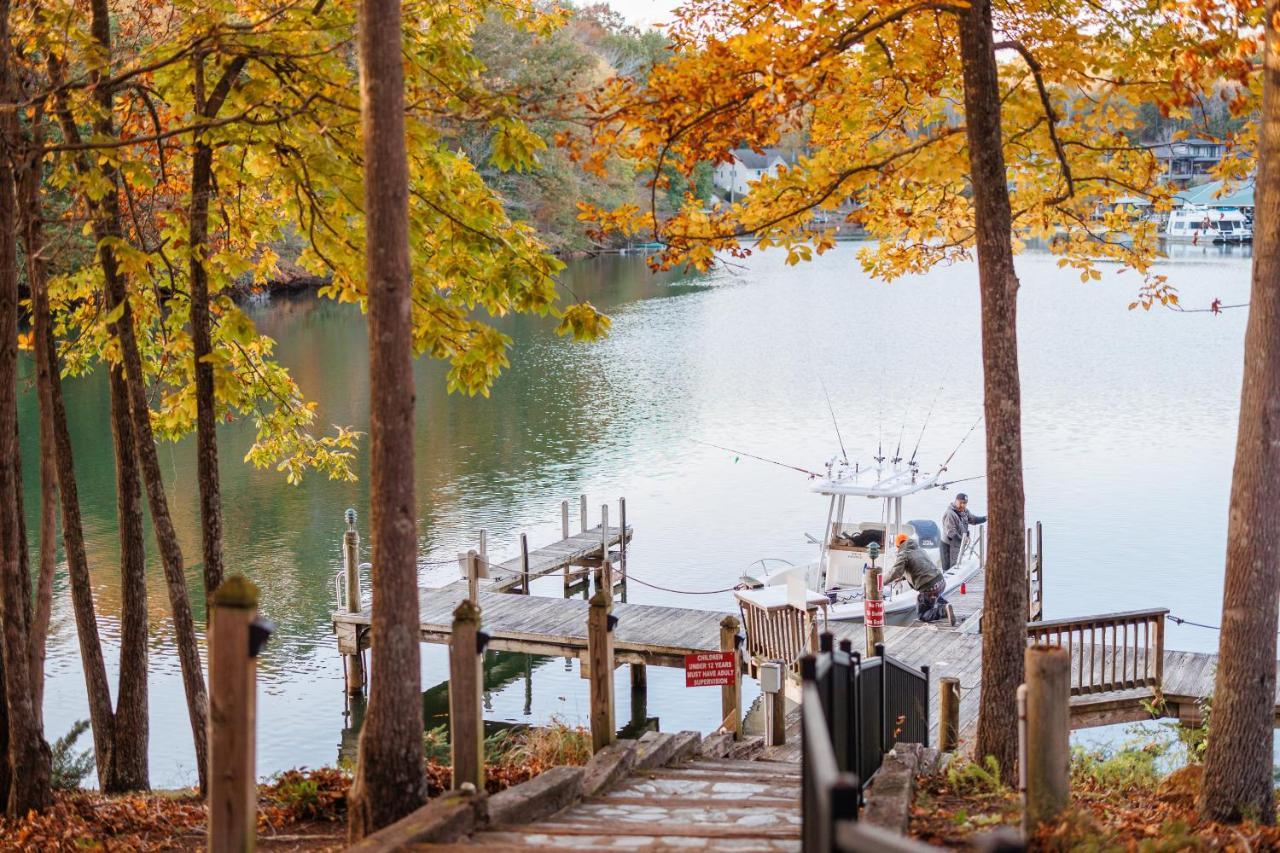 Halesford Harbour Resort - Smith Mountain Lake Moneta Exterior photo